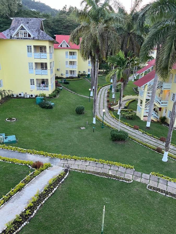 The View At Mystic Ridge Penthouse 78A Lejlighed Ocho Rios Eksteriør billede