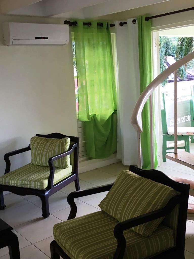 The View At Mystic Ridge Penthouse 78A Lejlighed Ocho Rios Værelse billede