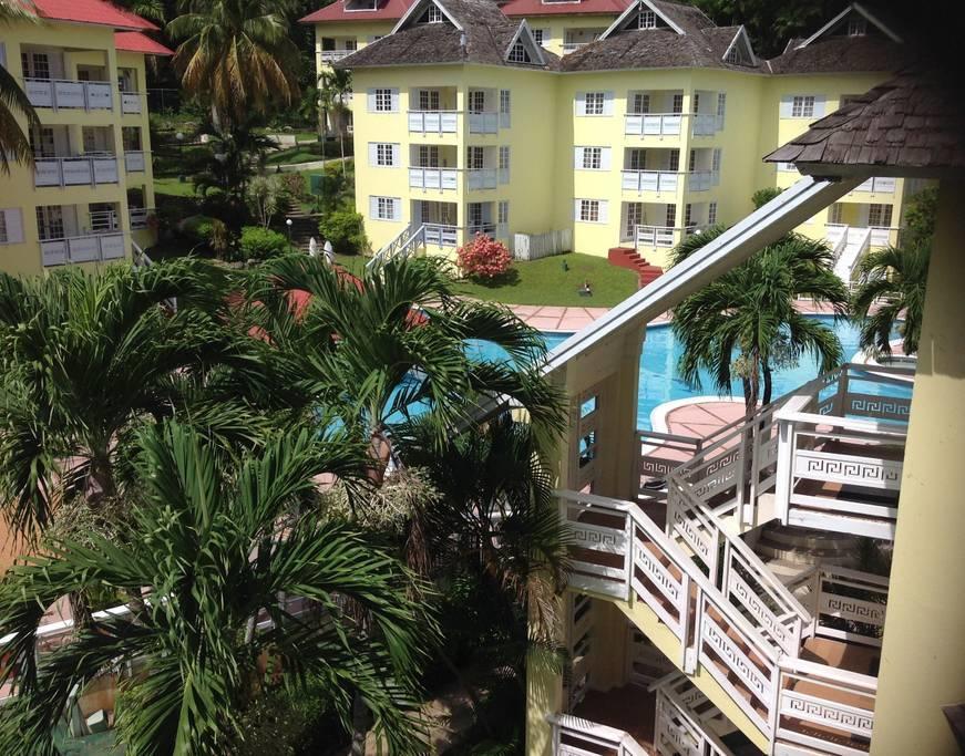 The View At Mystic Ridge Penthouse 78A Lejlighed Ocho Rios Eksteriør billede