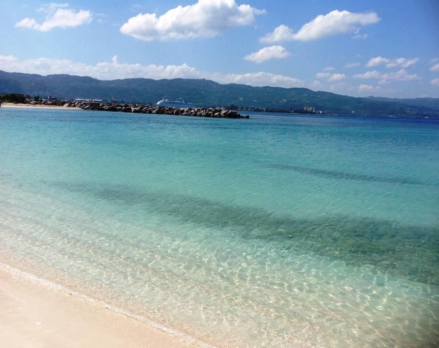 The View At Mystic Ridge Penthouse 78A Lejlighed Ocho Rios Eksteriør billede