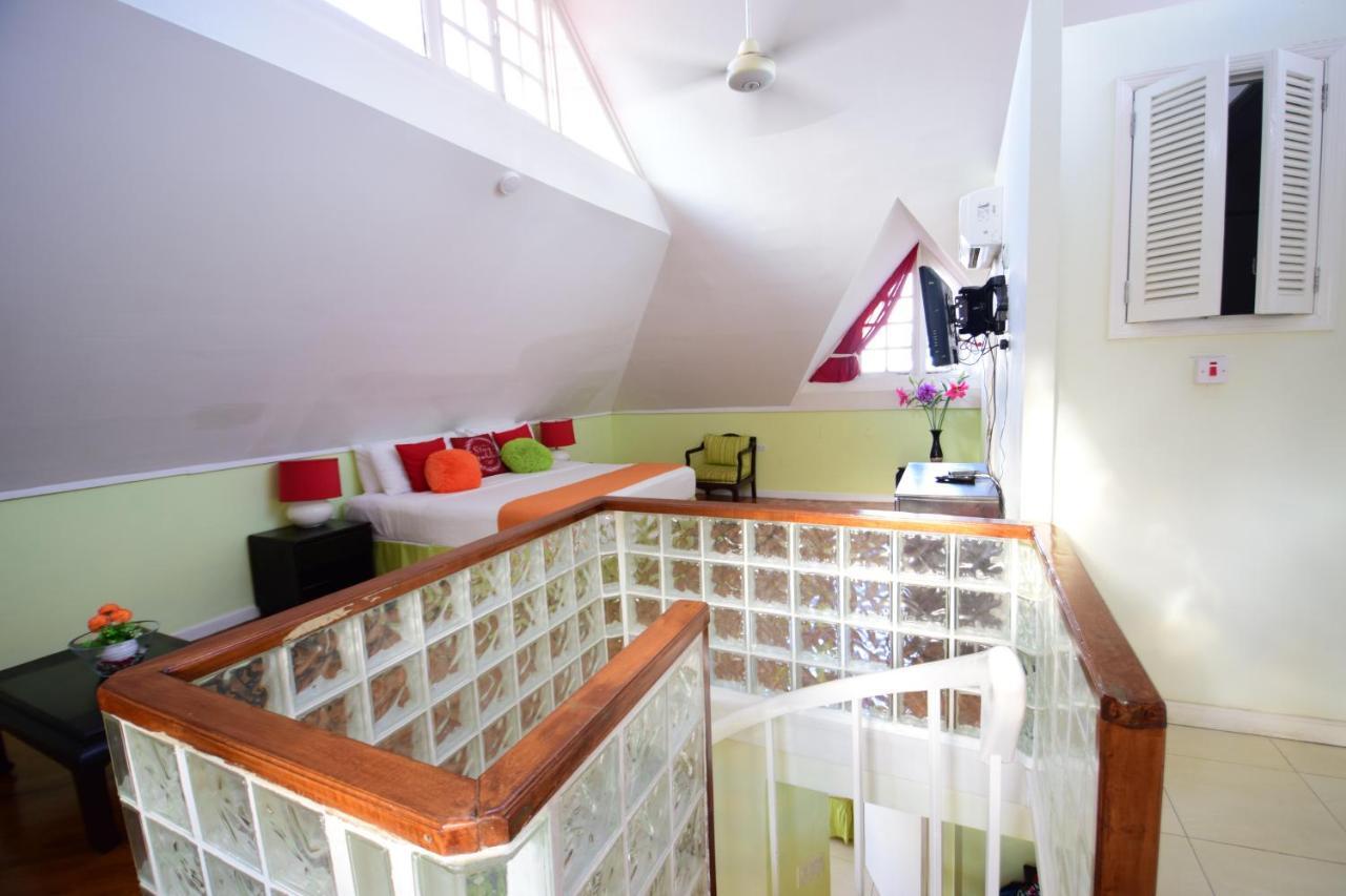 The View At Mystic Ridge Penthouse 78A Lejlighed Ocho Rios Eksteriør billede