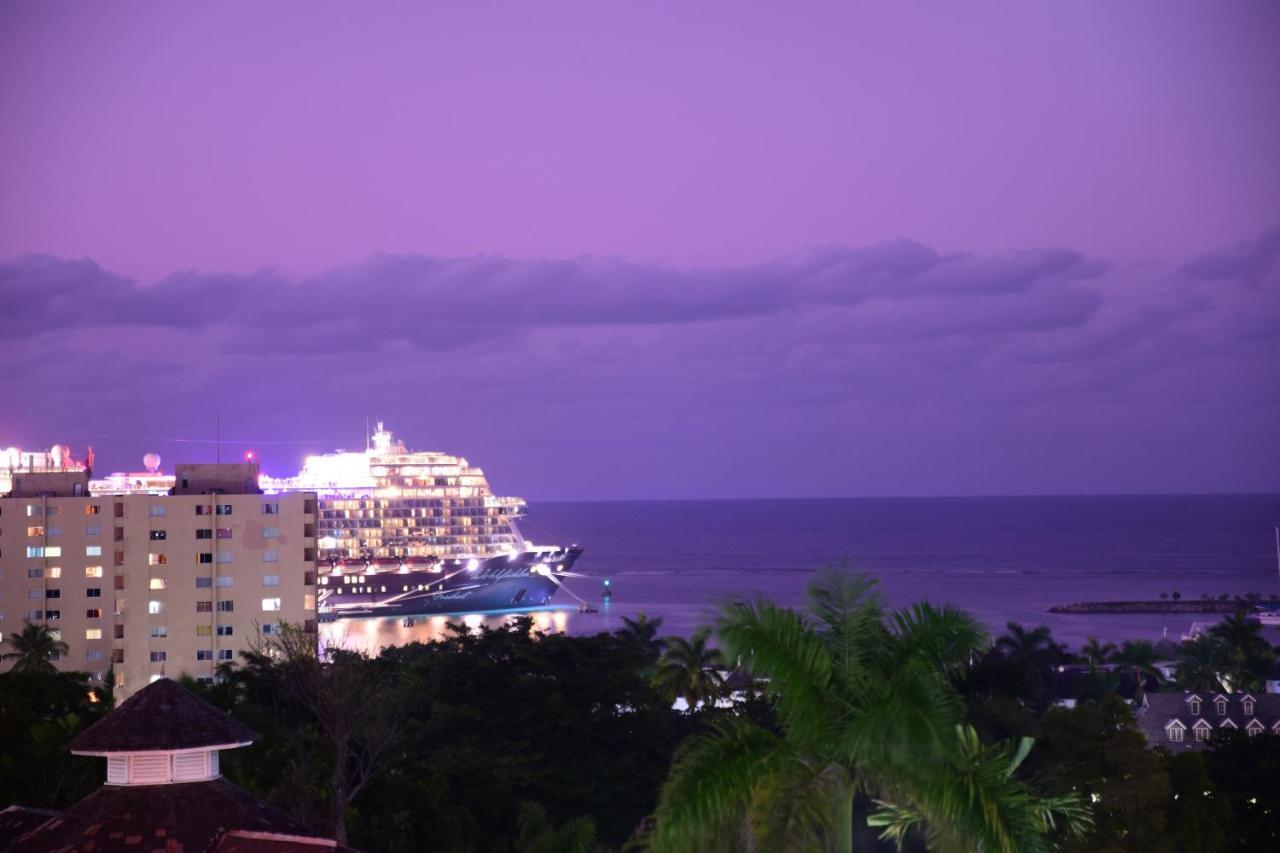 The View At Mystic Ridge Penthouse 78A Lejlighed Ocho Rios Eksteriør billede